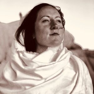 Meet your Posher, Lucy